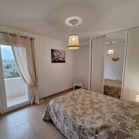 Avec Piscine A Pour 6 Personnes